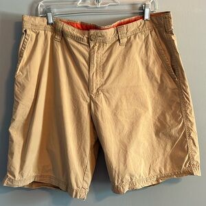 Columbia Khaki Shorts 36 Waist 10” Inseam